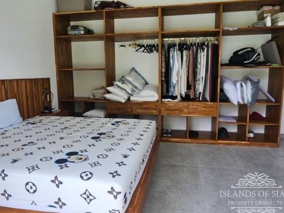 Beautiful 4-Bedroom Pool Villa in Lamai