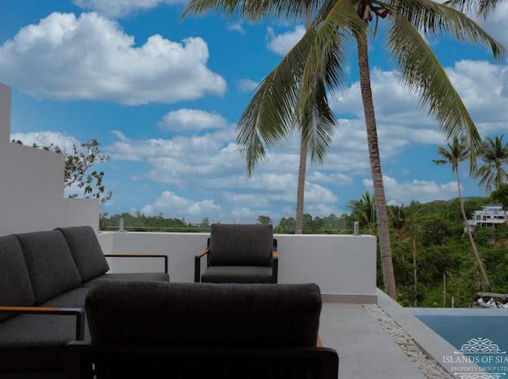 Stunning 5 bedrooms pool villa sea view